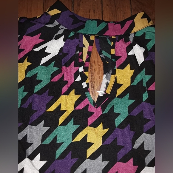 ✅Ashley Stewart's Houndstooth Multicolored Top✅ - Picture 6 of 6